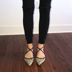 Kate Spade Black and White Flats w/criss cross